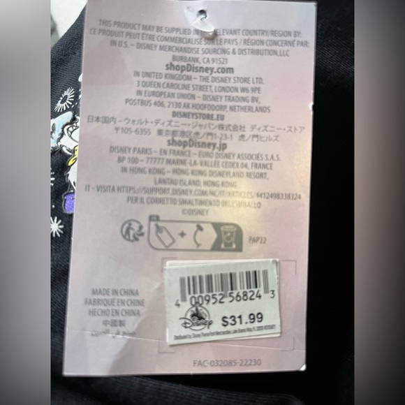 Disney 100 Year Platinum Celebration Girls Tee NWT - Picture 8 of 8